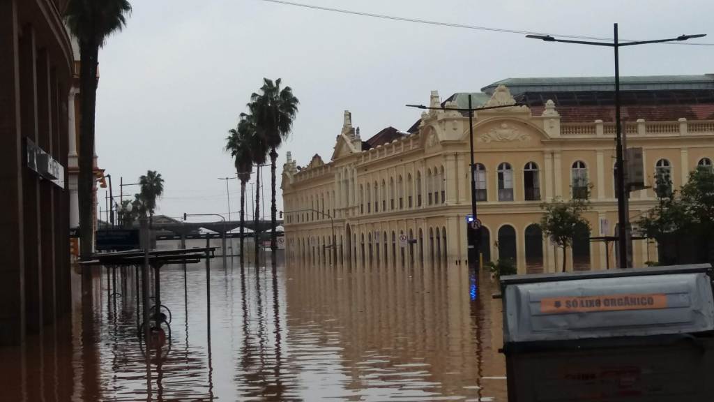ENCHENTE DE PORTO&nbsp;ALEGRE